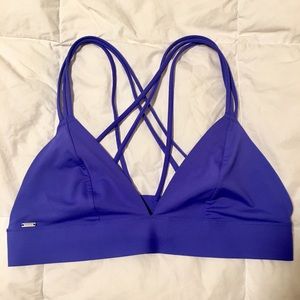 Triangle bralette/brassière